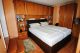 Modernisiertes EFH mit Ferienwohnung, Garten und Terrasse in Kinheim an der Mosel - Schlafzimmer WH