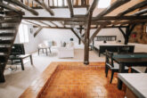 Wunderschön restauriertes Fachwerkhaus mit 5 Ferienapartments, Garten und Terrasse in Ellenz-Poltersdorf, bei Cochem - Wohn-Schlafraum DG