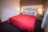 Beliebtes B&B mit 3 Wohnungen, 5 Gästezimmern, Garage und Terrasse im Herzen der Altstadt von Cochem (Mosel) - Schlafzimmer