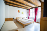 Attraktives Mehrfamilienhaus mit 6 Apartments und Ausbaureserve - Ferenwohnung