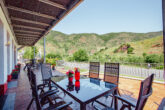 Ferienwohnungen mit Moselblick für Menschen mit Mehrfachbehinderung, großes Wohnhaus in bester Lage von Bremm - Terrasse Ferienwonung