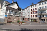 Stadthaus mit 3 Wohneinheiten und fantastischem Moselblick in der Fußgängerzone der Zeller Altstadt - Strassenansicht