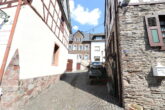Wunderschönes Fachwerkhaus mit Hof, Garage und Terrasse - Strassenansicht
