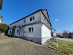 Gepflegtes Einfamilienhaus mit großem Hof und Nebengebäuden in Walhausen bei Blankenrath - Seitenasicht