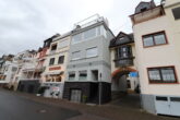 Wunderschönes Wohn-und-Geschäftshaus mit fantastischem Moselblick in der Fußgängerzone der Zeller Altstadt - Moselseite ansicht