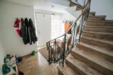 Modernisiertes Mehrfamilienhaus mit Garten, Dachterrasse und fantastischem Ausblick in Zell, Mosel - Eingangsbereich
